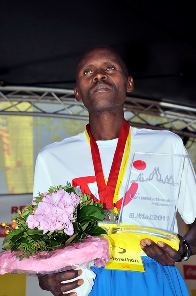 Marathon2011 2   100.jpg